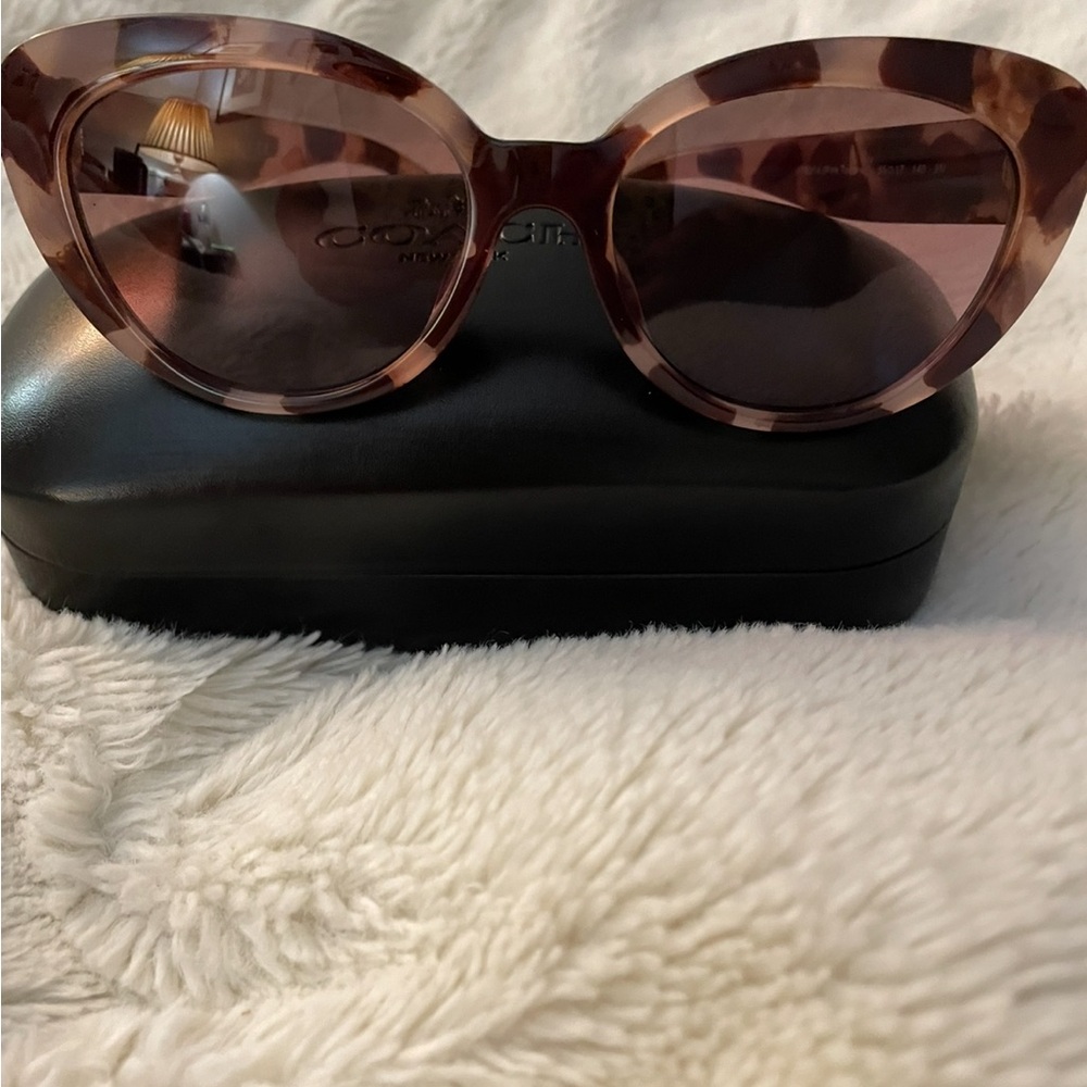 Coach leopard Sunglasses